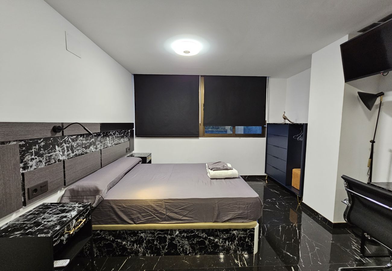 Estudio en Benidorm - Apartamentos Benidorm Black 2