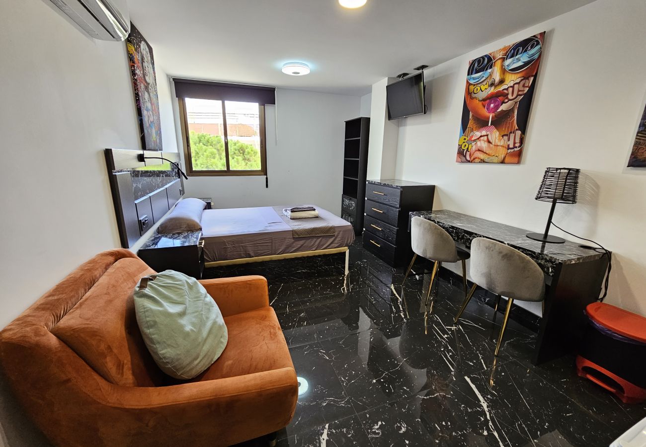 Estudio en Benidorm - Apartamentos Benidorm Black 4